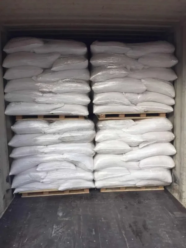 loading factory ma purity 99.5 organic intermediate maleic anhydride cas 108-31-6 with best price