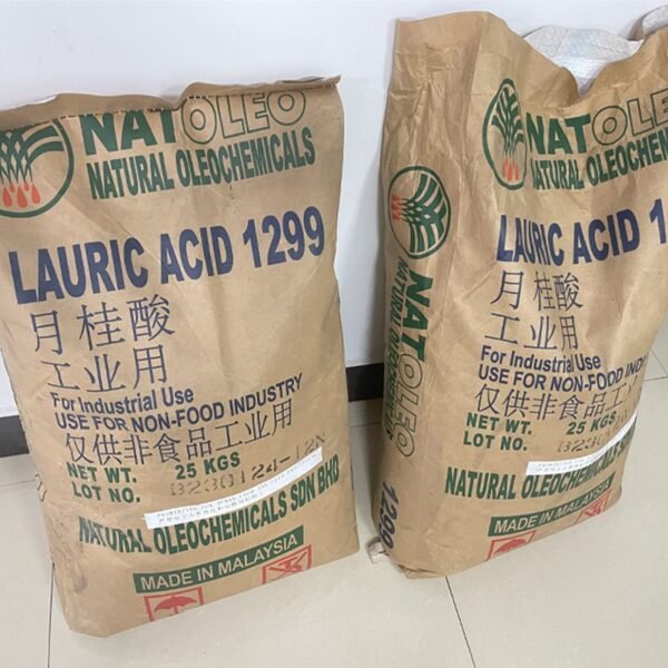 Lauric acid CAS 143-07-7 manufactures